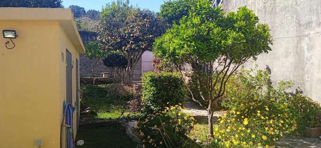 Casita Con Terreno A 10 Minutos Del Centro De Vigo Villa Moaña Exteriör bild