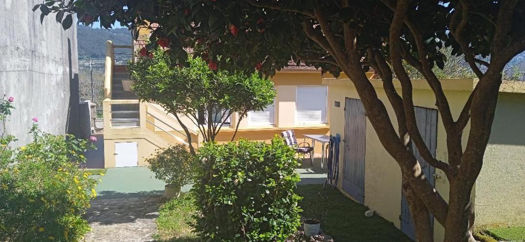 Casita Con Terreno A 10 Minutos Del Centro De Vigo Villa Moaña Exteriör bild